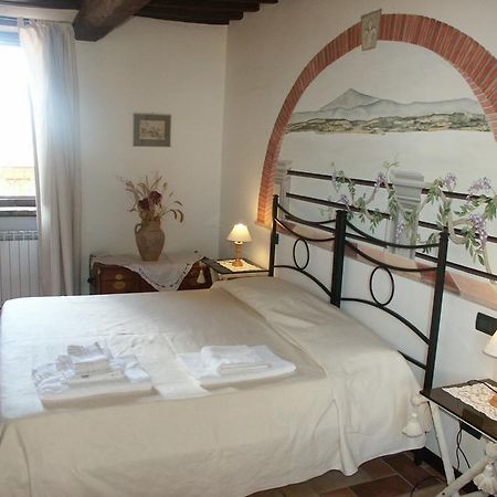 La Morosa Pension Castel Rigone Buitenkant foto