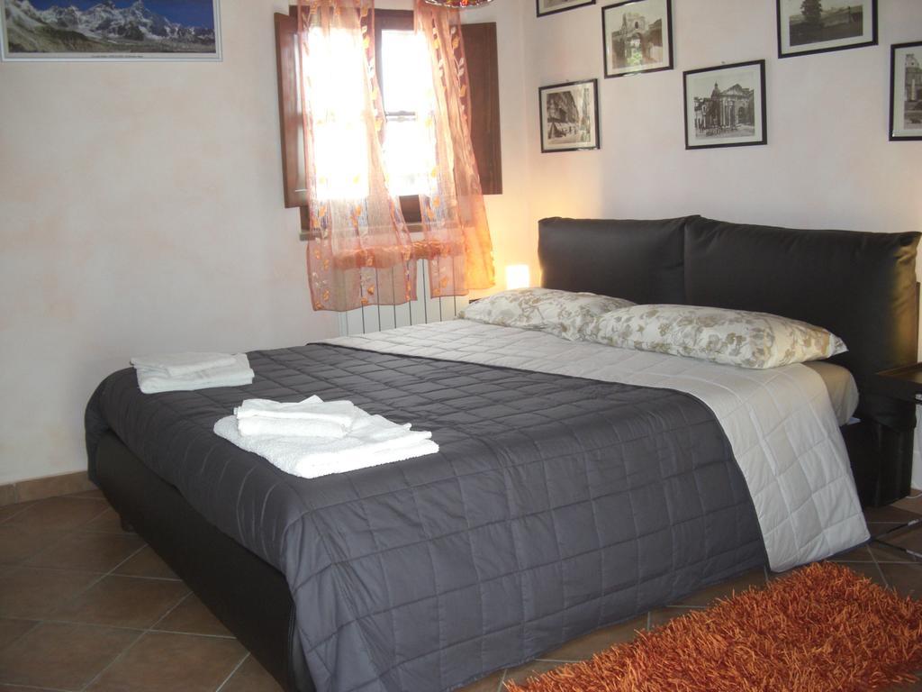 La Morosa Pension Castel Rigone Buitenkant foto